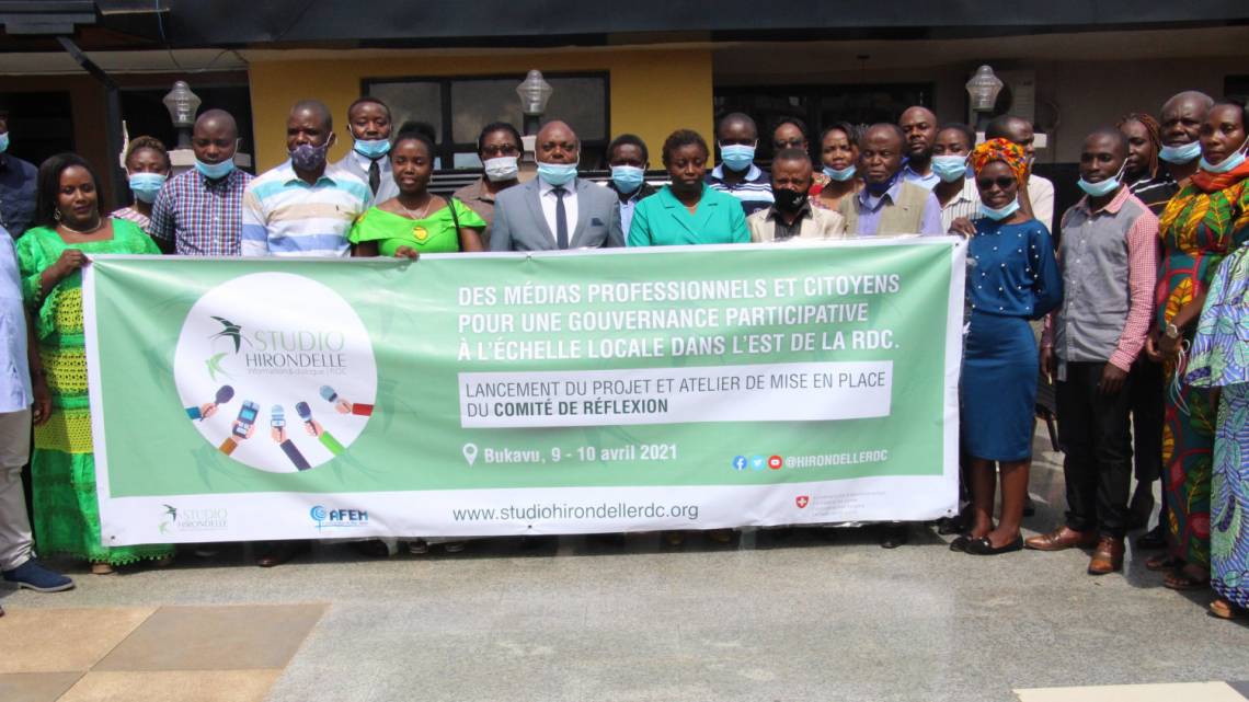 Les participants à la cérémonie de lancement du projet, vendredi 9 avril à Bukavu, Sud-Kivu, en République démocratique du Congo.