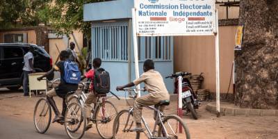 Elections in Burkina Faso: making the voices of young people heard with Studio Yafa