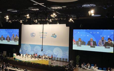Pendant une séance plénière à la COP23 à Bonn.