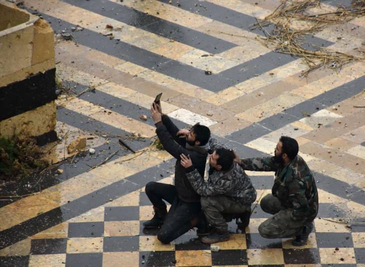 Les photos prises par les combattants en Syrie sont de plus en plus utilisées comme preuves contre eux à leur retour en Europe.