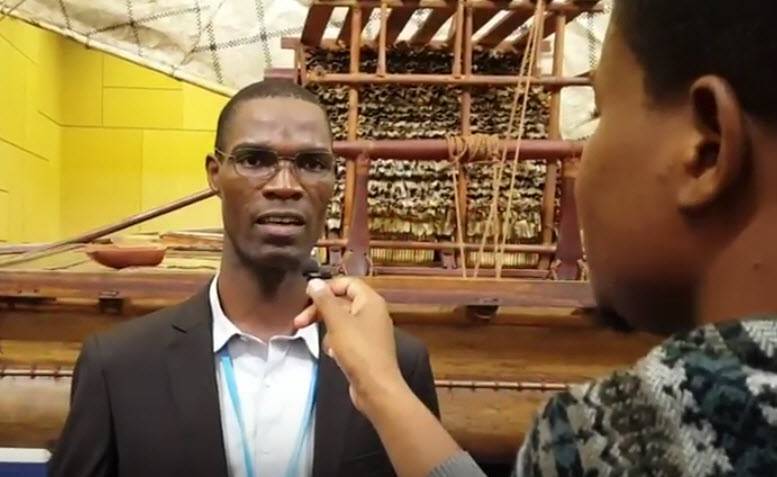 Joseph Kogbe, coordonnateur du Réseau Climat Développement répond aux questions de Mouhamadou Touré, envoyé spécial de la Fondation Hirondelle à la COP23 à Bonn.